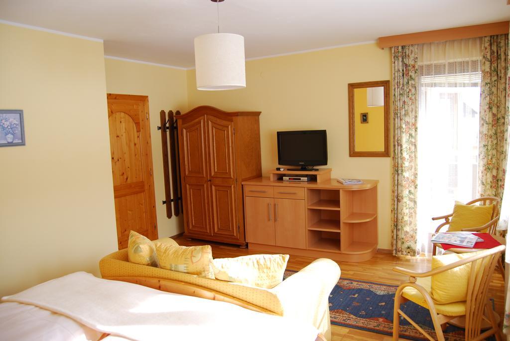 יאניג Appartement Zweikofelblick מראה חיצוני תמונה